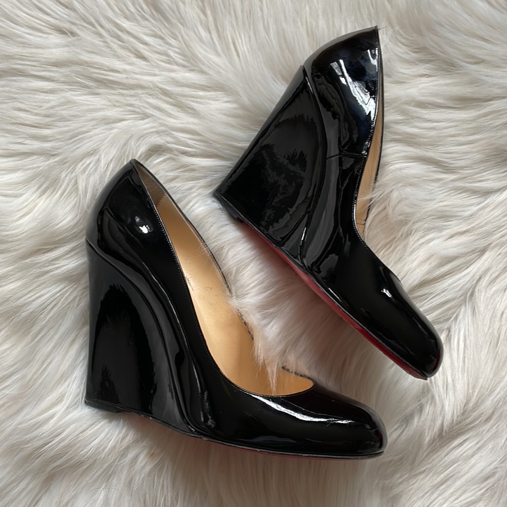 🎉 Christian Louboutin Ron Ron Zeppa Patent Wedges
